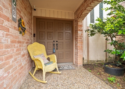 2938 Camelot Lane - Photo 1