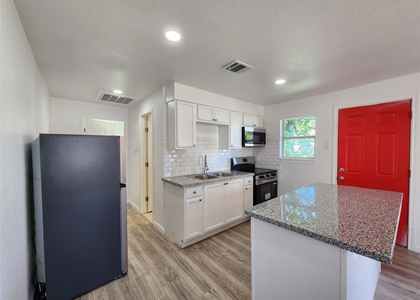 2706 Berry Street - Photo 1