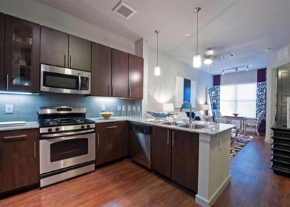 2525 Mccue St Road - Photo 1