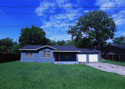 130 Bennett Drive - Photo 1