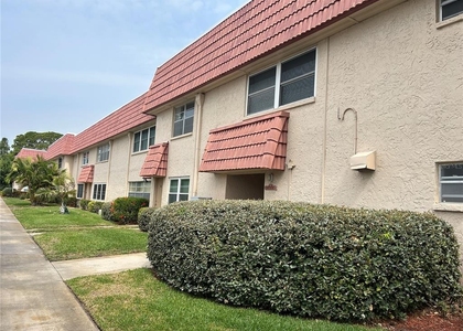 10037 62nd Terrace N - Photo 1
