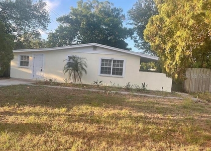 3302 W Wallace Avenue - Photo 1