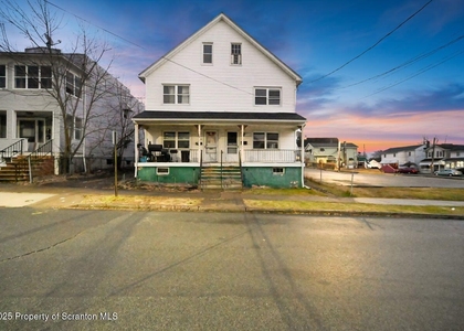 535 N Franklin Street - Photo 1