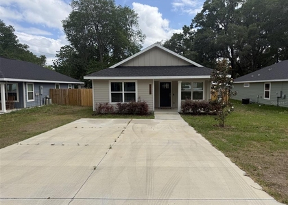 13323 Nw 157th Avenue - Photo 1