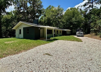 12104 Nw Us Highway 441 - Photo 1