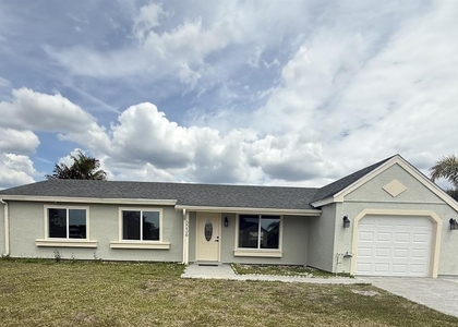 3236 Montclair Circle - Photo 1
