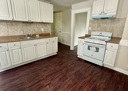 140 Orange Street - Photo 1