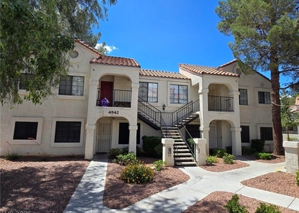 4842 Nara Vista Way - Photo 1