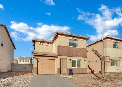 5243 Los Pinos Street - Photo 1