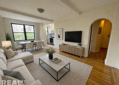 850 Amsterdam Ave - Photo 1