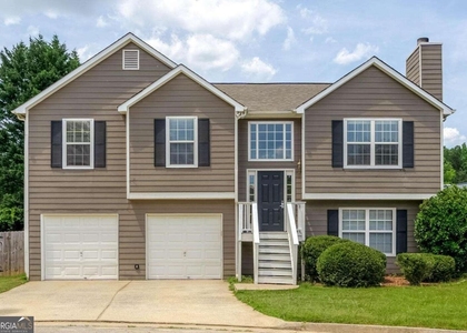 3272 Peach Court Nw - Photo 1