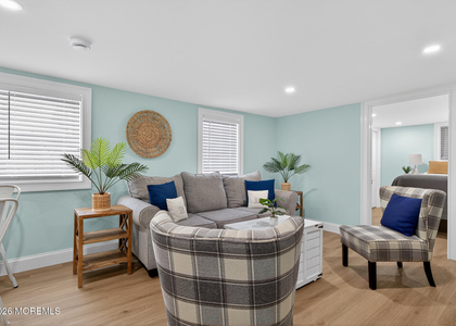 32 Franklin Avenue - Photo 1