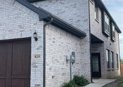 825 Eaglescliffe Landing - Photo 1