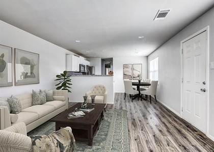 2204 W Rosedale Street S - Photo 1