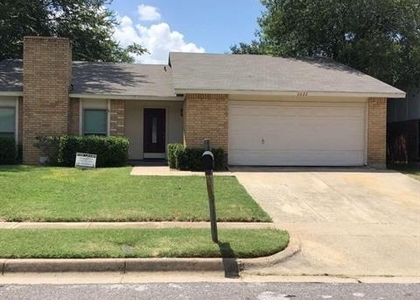 2622 Meadowview Drive - Photo 1