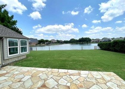 5120 Plantation Lane - Photo 1