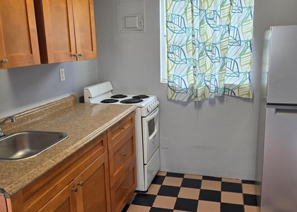 5926 Taft Street - Photo 1