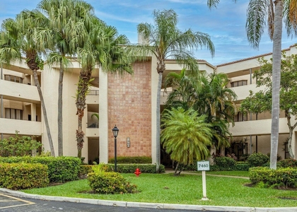 7460 La Paz Boulevard - Photo 1