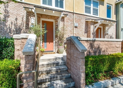 10 Brownstone Way - Photo 1