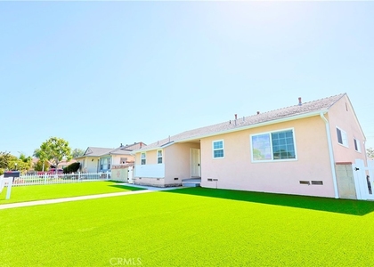 1113 S Pine - Photo 1