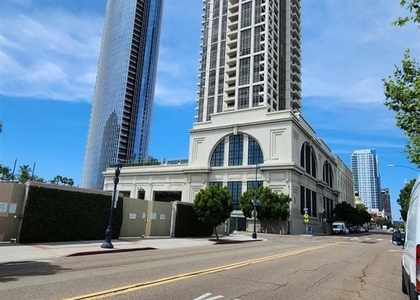 700 W E Street - Photo 1