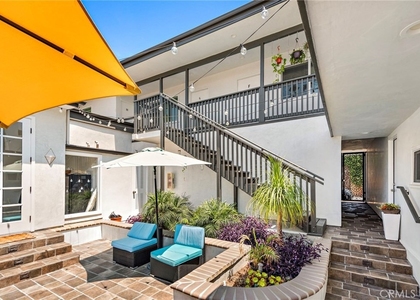 326 N Coast - Photo 1