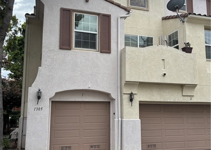 1305 Mother Lode Way - Photo 1