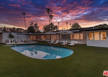 502 Evelyn Place - Photo 1