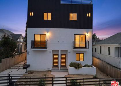 438 E 28th Street - Photo 1