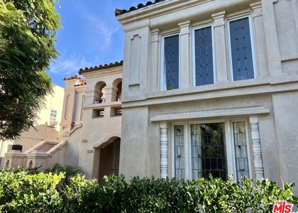 1014 Meadowbrook Avenue - Photo 1