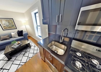 314 E 106th St - Photo 1