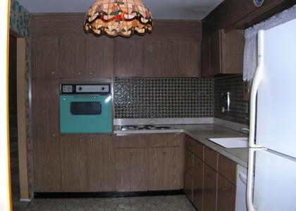 57-04 Cloverdale Boulevard - Photo 1