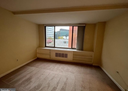 1121 Arlington Boulevard - Photo 1