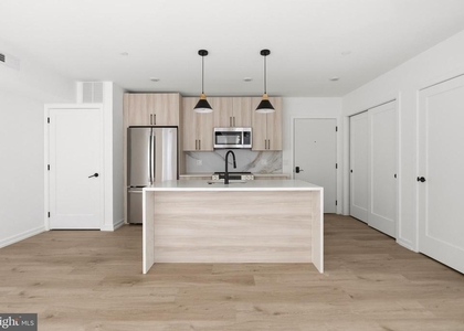 208 Vine Street - Photo 1