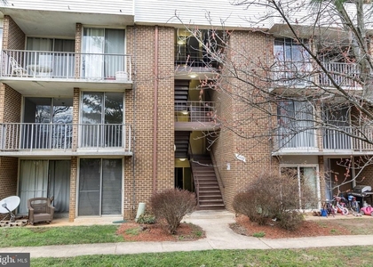 10239 Prince Place - Photo 1