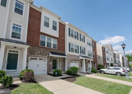 5004 Forest Pines Drive - Photo 1