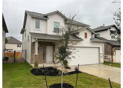 320 Rend Dr - Photo 1