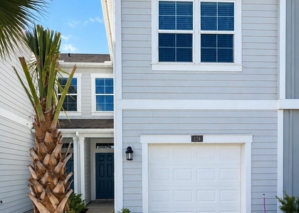 124 Pasadena Drive - Photo 1