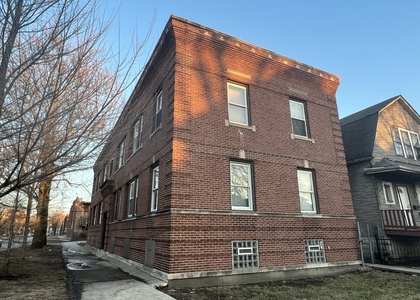2707 E 78th Street - Photo 1