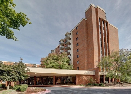 300 Johnson Ferry Road - Photo 1