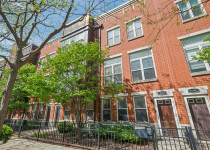 2504 S Calumet Avenue - Photo 1