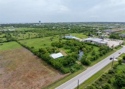 2454 Fm-517 - Photo 1