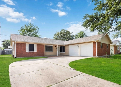 814 Alyse Street - Photo 1