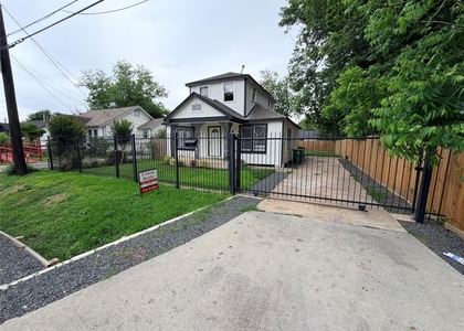 4103 Delhi Street - Photo 1