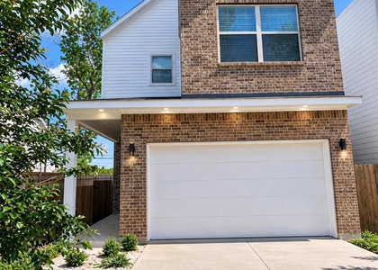 303 Queen Sude Lane - Photo 1