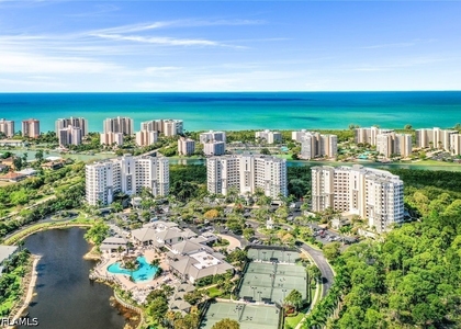 325 Dunes Boulevard - Photo 1