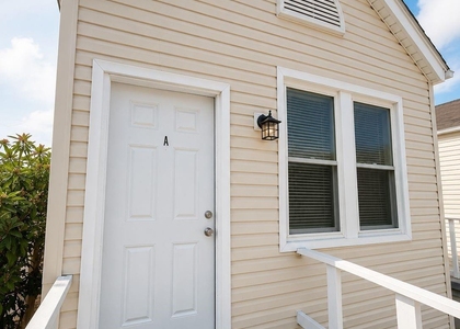 4114 Avenue S 1/2 - Photo 1