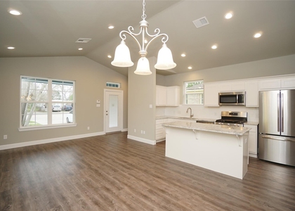 1137 4th Street - Photo 1