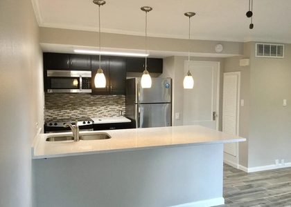 3271 Sul Ross - Photo 1