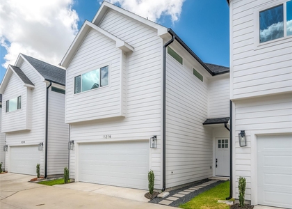 1216 Mcneil Street - Photo 1